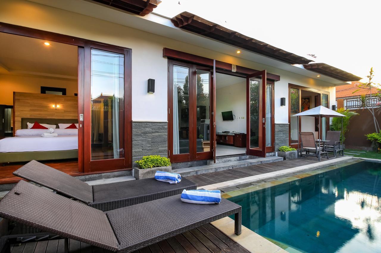 Villa Gayatri 塞米亚克 外观 照片